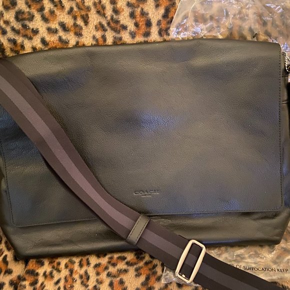 COPY - Men’s Black Leather Coach Messenger Bag - Picture 1 of 5